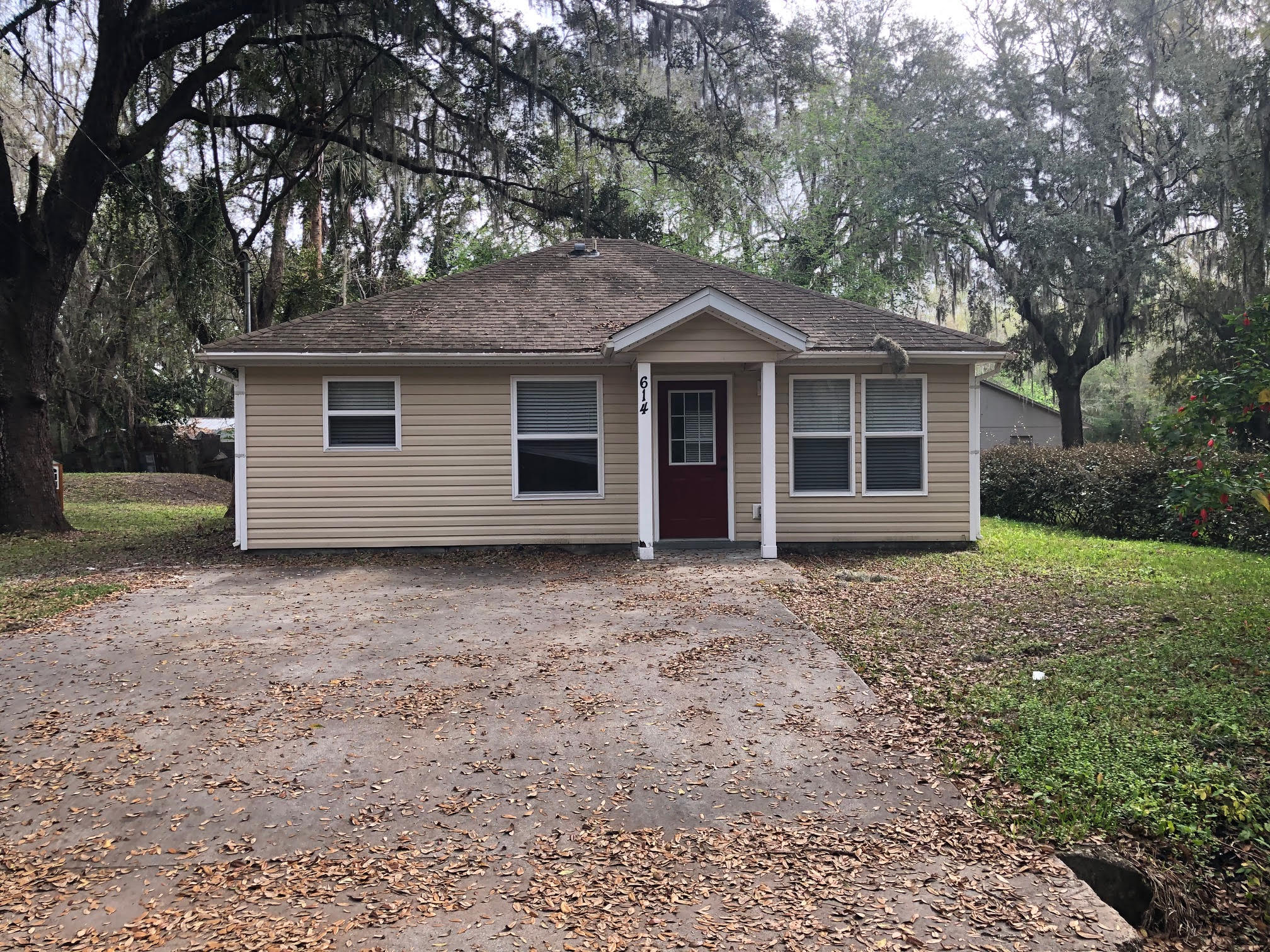 614 Daniels St, Hastings 32145